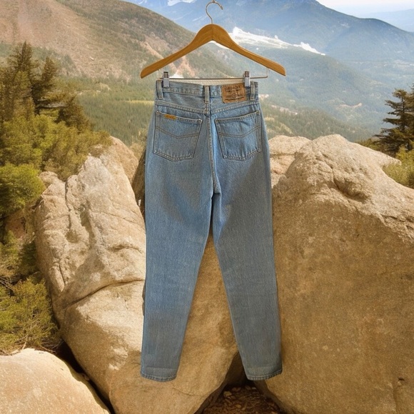 Vintage Jordache High Rise Denim Straight Leg Skinny Jeans - Picture 6 of 16